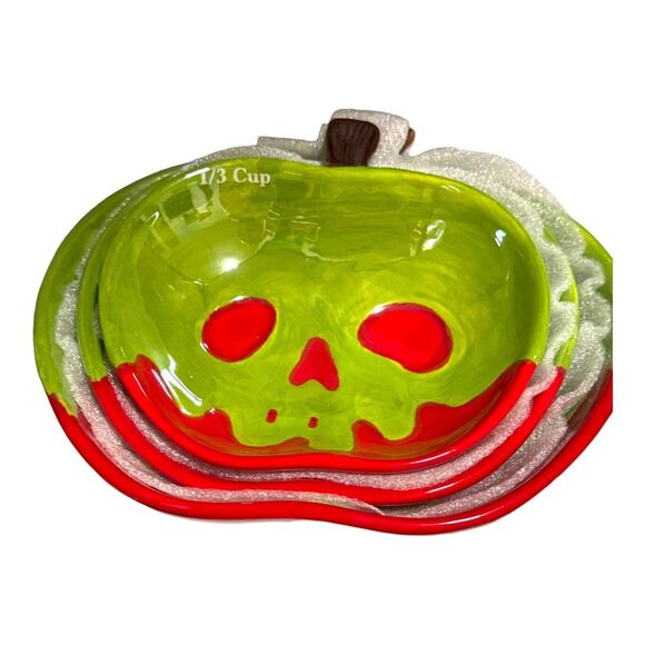 Disney VILLAINS Poison Apple Measuring Cups Set Witchy Decor Goth Hand Painted - Picture 7 of 15